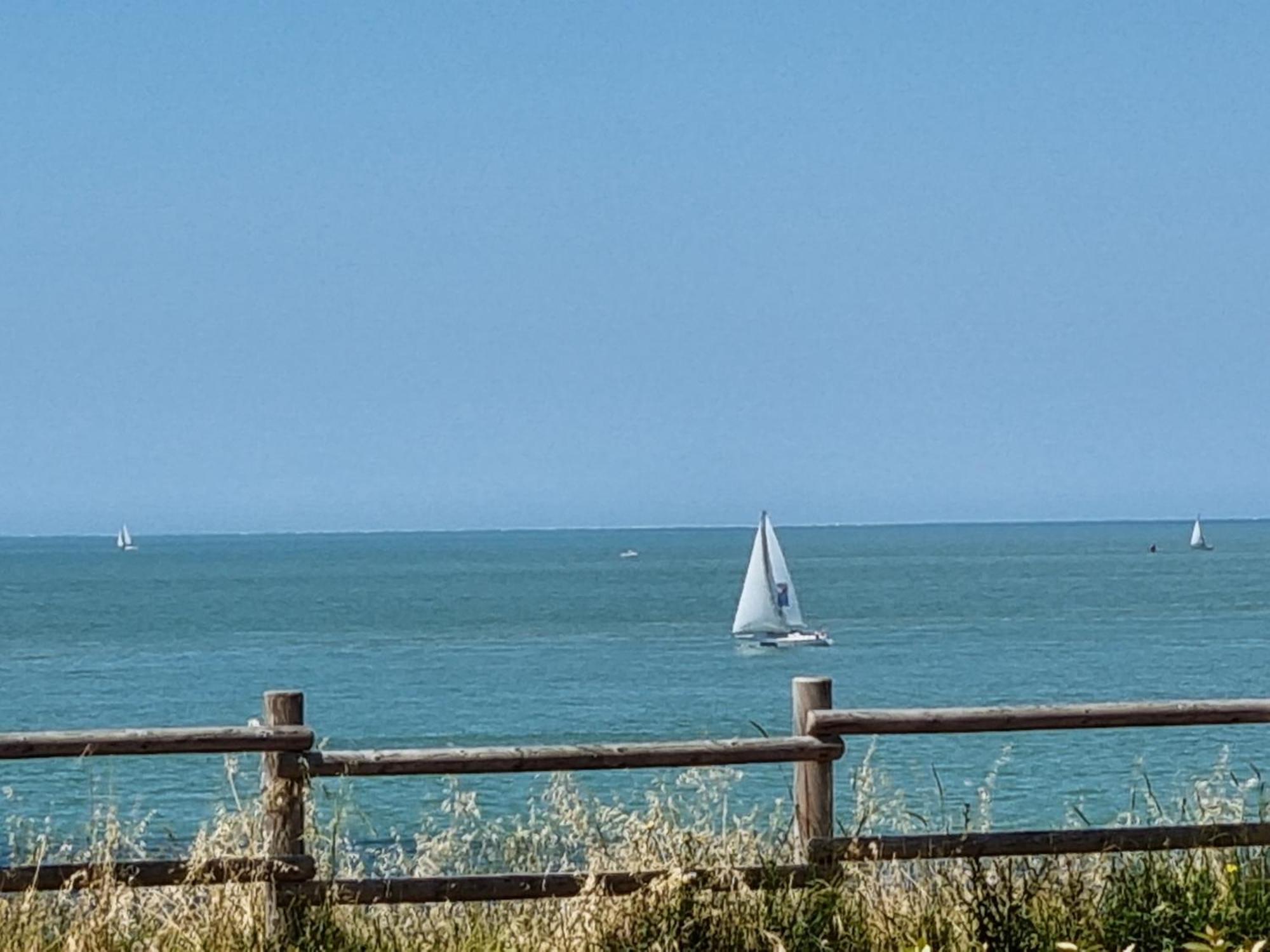 Les Rochers De Vallieres, Appartement De 35 M2 Avec 1 Chambre, Terrasses, Jardin 140 M2, Vue Panoramique Face A L'Ocean ! Saint-Georges-de-Didonne Exterior foto